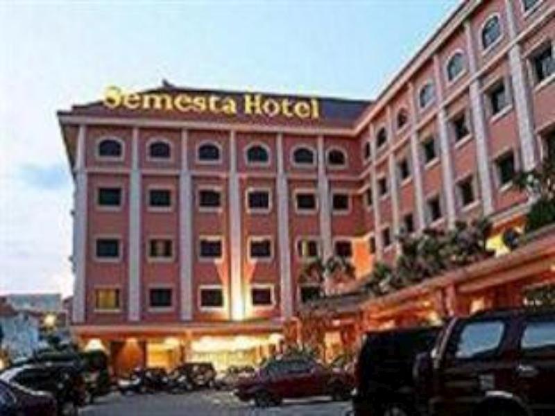 Semesta Heritage Hotel & Convention เซอมารัง ภายนอก รูปภาพ