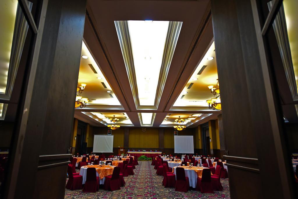 Semesta Heritage Hotel & Convention เซอมารัง ภายนอก รูปภาพ