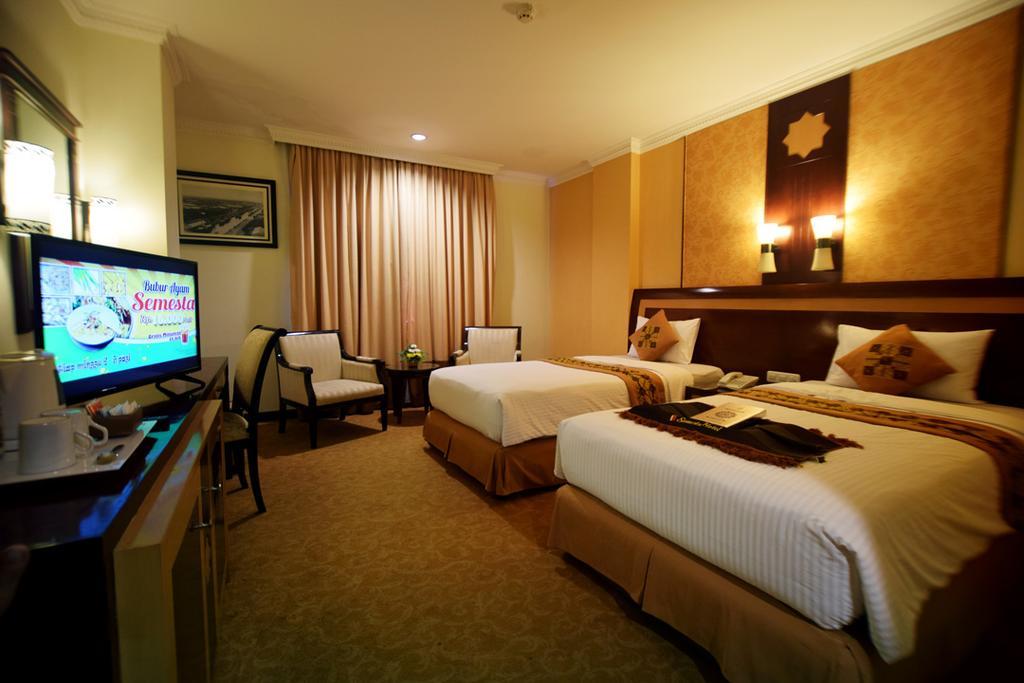 Semesta Heritage Hotel & Convention เซอมารัง ภายนอก รูปภาพ