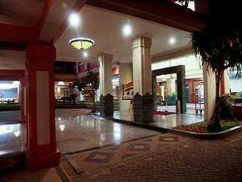 Semesta Heritage Hotel & Convention เซอมารัง ภายนอก รูปภาพ