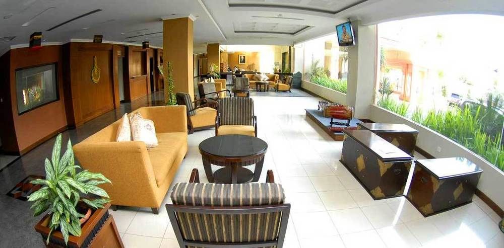 Semesta Heritage Hotel & Convention เซอมารัง ภายนอก รูปภาพ
