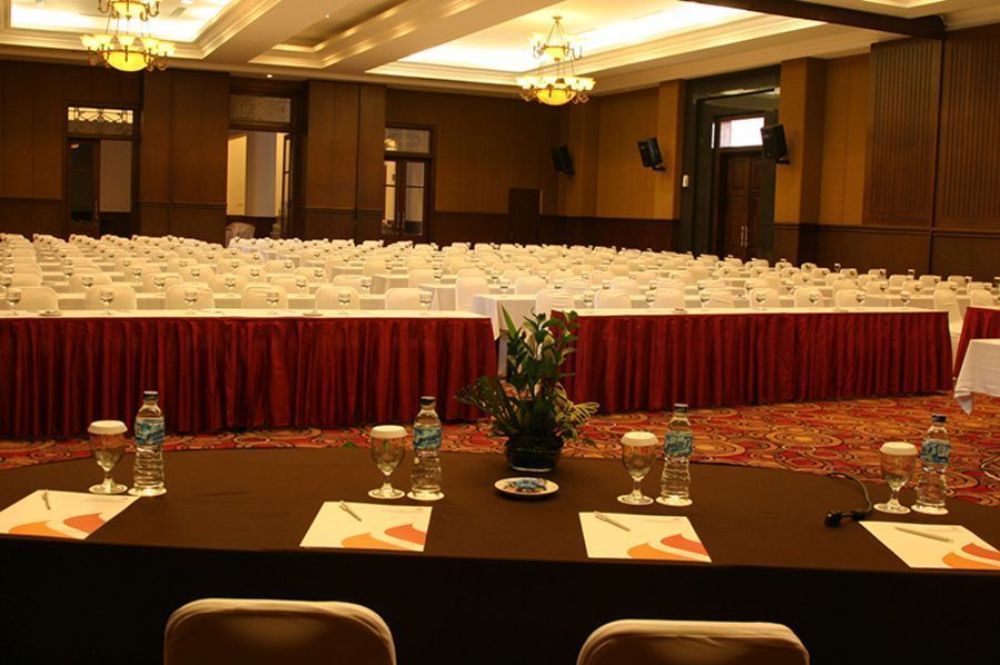 Semesta Heritage Hotel & Convention เซอมารัง ภายนอก รูปภาพ
