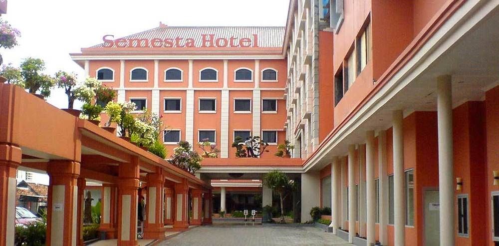 Semesta Heritage Hotel & Convention เซอมารัง ภายนอก รูปภาพ